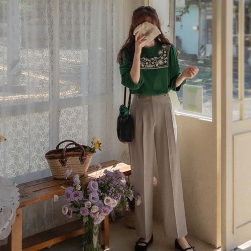 【特价5折★数量有限】 <FONT color=#5a3954>MADE LIN</font>高腰双褶长腿修身短裤【尺码：S、M、L（长腿/缺货）】