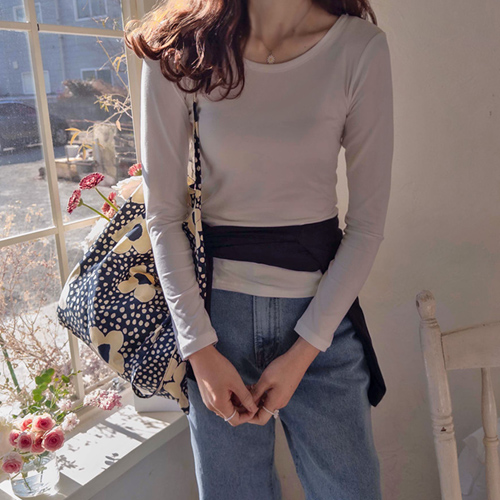 【特价 40% ★数量有限】 <FONT color=#5a3954>MADE LIN</font> Cloise 柔软触感弹力保暖抓绒衫【尺码：F(44~55), L(66~77)】