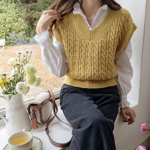 【黑色星期五特惠 20% ★ 数量有限】 Beniden 女士 V 领马铠 [尺码：F (55-66)]