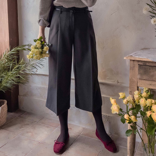 【特价15% ★数量有限】Plan Me 腰带套装百慕大短裤,搭配协调【尺码:S、M】