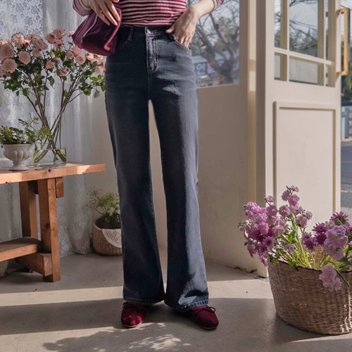 【黑色星期五特惠 20% ★ 数量有限】【LABEL】Anne Lovey 保暖绒里修身喇叭裤【尺码：S、M、L】