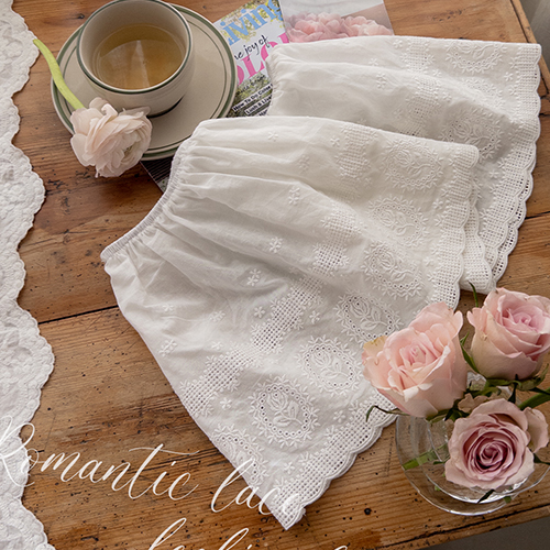 玫瑰花朵印章真丝层裹身裙