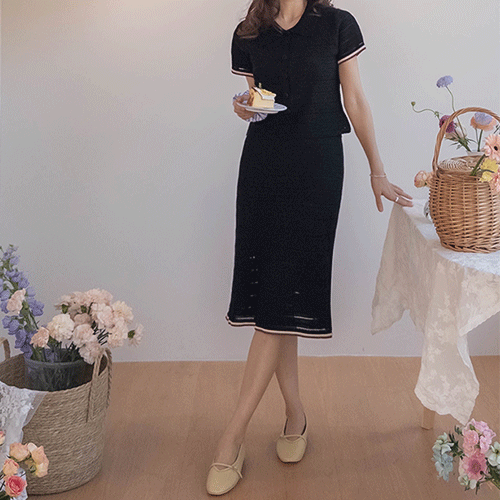 [LABEL][套装] 安斯利纽扣围巾+下摆配色裙套装 [size:F(55~66)]
