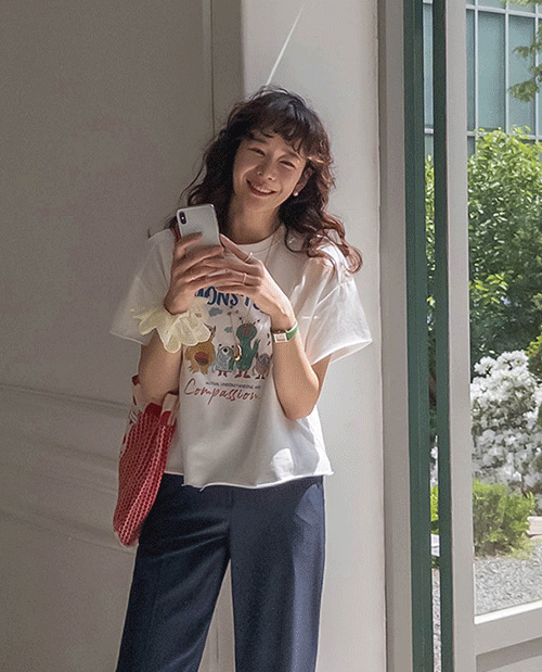 以斯帖下摆圆形印花花朵半短款运动服短袖T恤[尺码:F(55~66)]