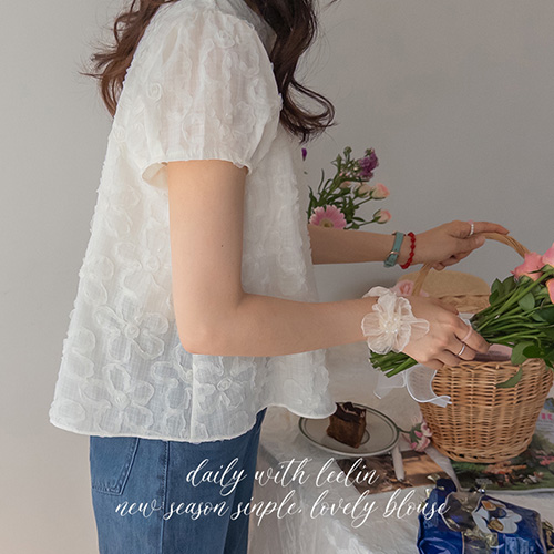 【新品特价 6000韩元优惠】 <FONT color=#5a3954>MADE LIN</font> Arbi Flower Jagard 女装连衣裙【尺码:F(55~66)】