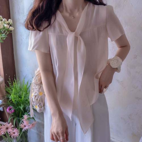 Serenade and Ribbon Lux Sky Fit 酷炫女式衬衫 [尺码:F(55~66)]