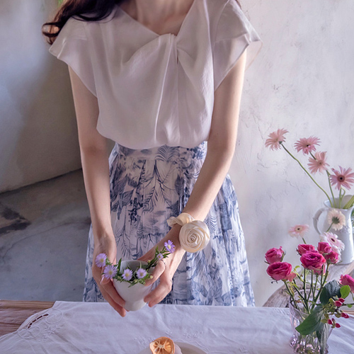 [LABEL] Anjesica 夏季莫代尔领扭纹点亮女装 [尺码:F(55~66)]