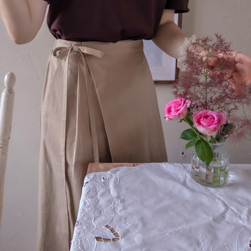 [LABEL] Season Moment & Ribbon Edge Fit 干绿/Lisou 裹身裙 [尺码: F(55~66)]