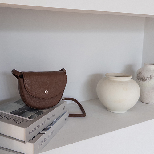 可爱的半月形包包