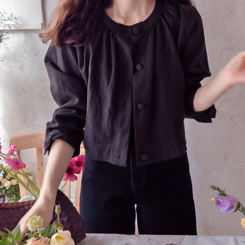 【特价优惠8000韩元】 <FONT color=#5a3954>MADE LIN</font>遮阳包扣轻薄外套 女装 【尺码：F (55~66)】