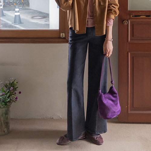 【漂亮色彩心情】【柔软顺滑】Royel 直筒水洗黑色牛仔裤【尺码：S、M、L】