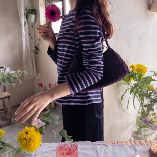 【最高特惠价 3,000 韩元折扣】 <FONT color=#5a3954>MADE LIN</font>翻领季节单排扣连衣裙 搭配好搭T恤【尺码:F(55~66)】