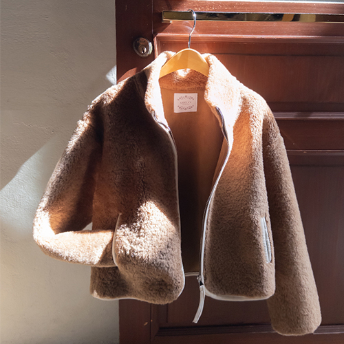 【特价优惠7000韩元】 <FONT color=#5a3954>MADE LIN</font> Dent 柔软蓬松撞色抓绒翻领长袖衬衫【尺码:F (55-66)】【预购商品将于11月14日后按顺序发货】