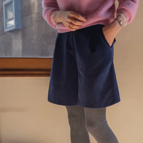 【新品特价 立减 5,000 韩元】 <FONT color=#5a3954>MADE PREMIUM</font> Robaju 灯芯绒 One-Tuck 半截裤 [尺码：S、M、L]