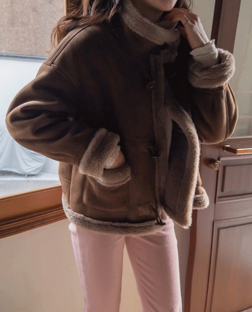 香草色内衬，温暖的毛皮，炒年糕，关键点，配色协调，野马毛衣 [尺码：F (55-66)]