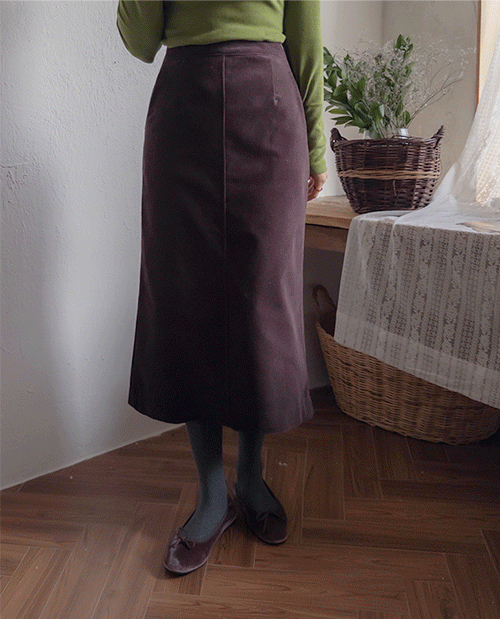 Kled jjonjjon 氨纶轻芯纱后腰开衩 H 字长裙 [尺码：F(55~66)]