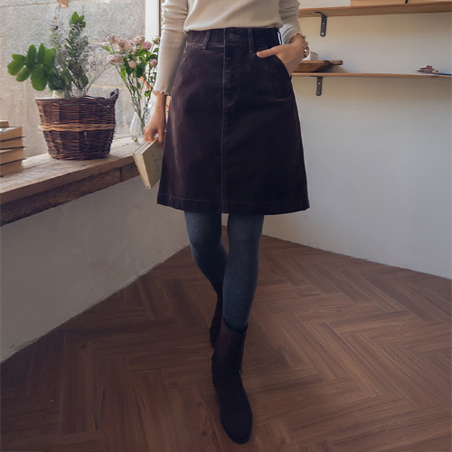 【特价优惠 4,000 韩元】<FONT color=#5a3954>优质纯色</font>半A字真丝半身裙【尺码：S、M、L、XL】