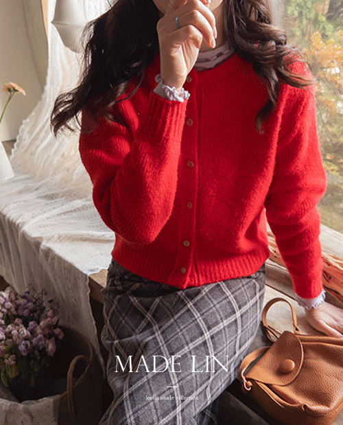 【特价优惠7000韩元】<FONT color=#5a3954>林莎丽</font>木纽扣羊毛开口连衣裙【尺码:F(55~66)】