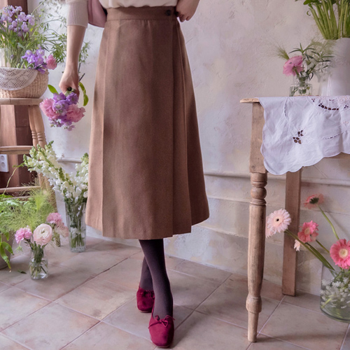 Momentia 褶裥美人蕾组裹身裙 [尺码：F(55~66)]