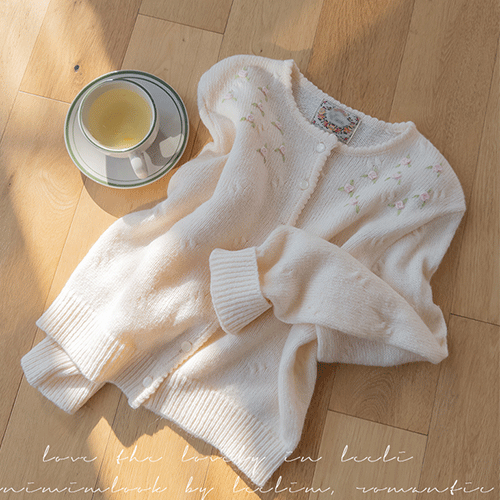 [65% 羊毛] 可爱心情花朵刺绣开口 [尺码：F (55~66)]