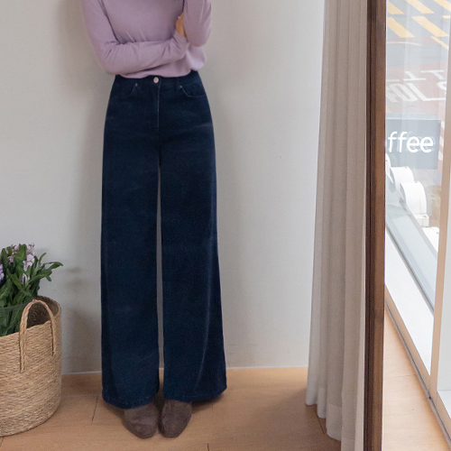 [Jjotjon 氨纶] [塑形] Layton 抓绒内衬阔腿短裤，牛皮色 [尺码：S、M、L]