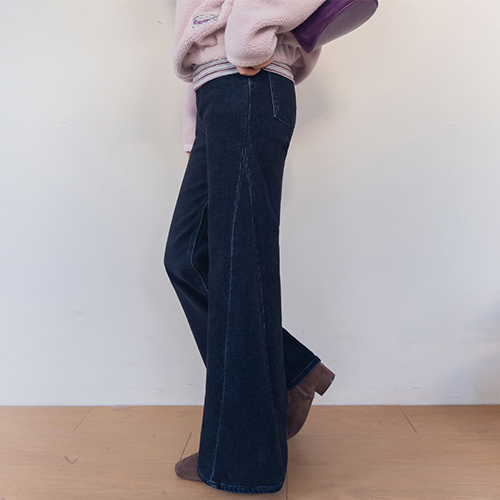 Lavinno 加厚羊毛侧开衩阔腿靴型牛仔裤 [尺码：S、M、L]