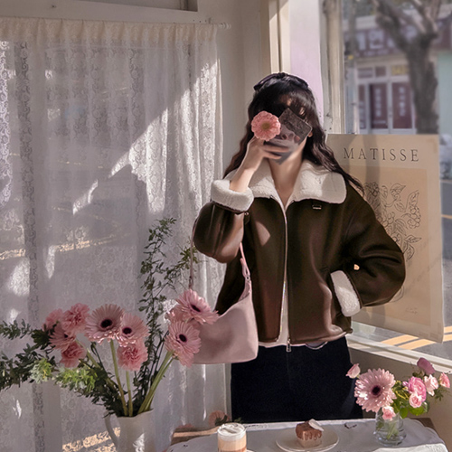 【新品特价,立减10,000韩元】 <FONT color=#5a3954>MADE LIN</font> 【棕色】Rebold Gao Zhuo Ke Ai Big Cara Mustang【尺码:F (55-66)】