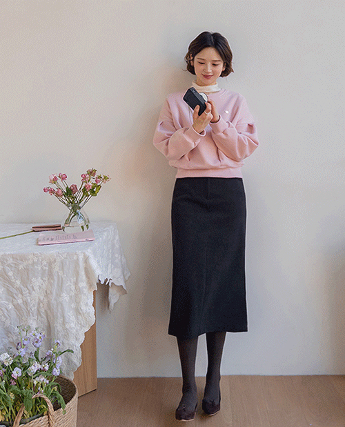 Elvia Chewy Span 后开衩长裙 [尺码：F (55-66)]