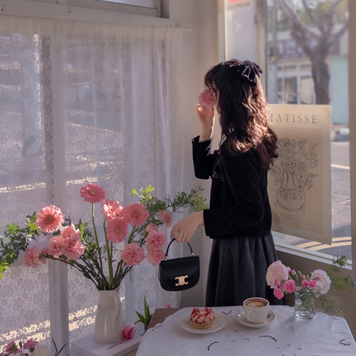 Anjaker Bizpoint 弹性绗缝加厚无缝女式短款上衣 [尺码：F(44~55)]