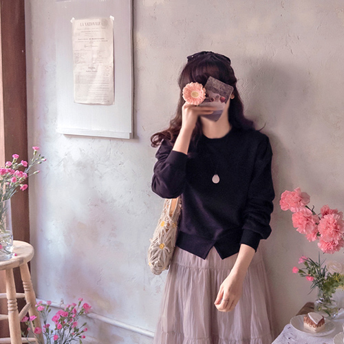 Annieb 露肩安特里姆可爱修身T恤 [尺码：F(55), L(66)]