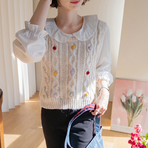 Loella Pom Pom Point 麻花型针织马甲 [size: F(55~66)]