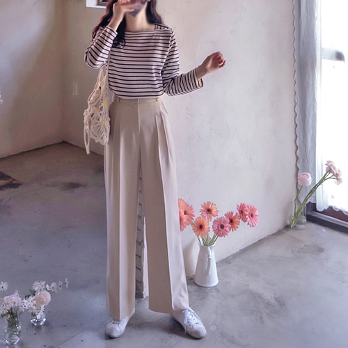 【新品特价，立减9000韩元】 <FONT color=#5a3954>MADE LIN</font> Avin 半宽松双褶塑身裤【尺码：S、M、L】