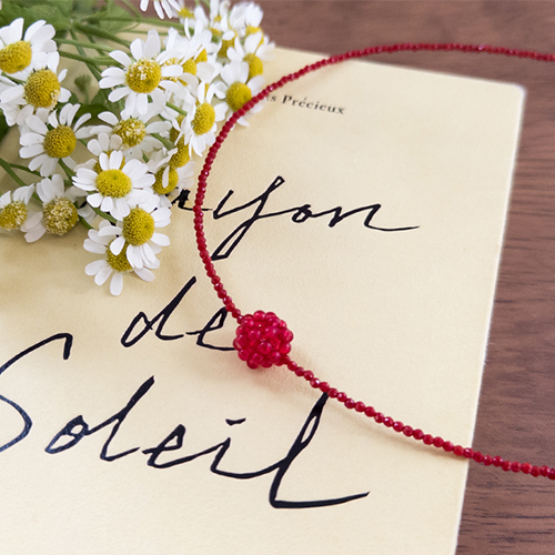 芙蓉花红珠项链