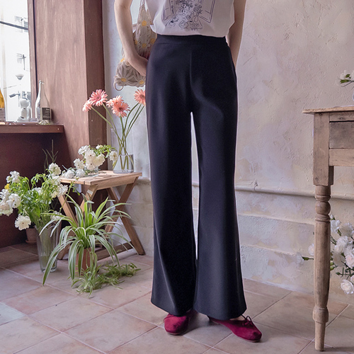 【新品特价,立减8000韩元】 <FONT color=#5a3954>MADE LIN</font> Deloitte Cheese Span 全球最舒适的塑身短裤【尺码:F、L】