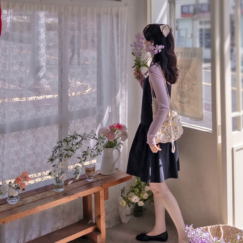 Shukland 褶裥肩带可调节后头蕾丝半身裙 [尺码：F(55~66)]