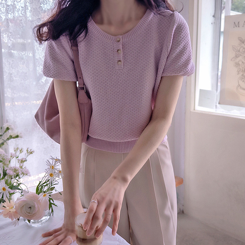 Gemma 华夫格纽扣柔软弹力可爱针织衬衫 [尺码：F(55~66)]