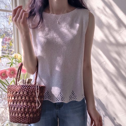 Season Romance 可爱打孔无袖针织衫 [尺码：F(55~66)]