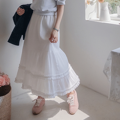 【新品特惠，立减7000韩元】 <FONT color=#5a3954>MADE LIN</font> Ennel 荷叶边长裙 [尺码：F(55~66.5)]