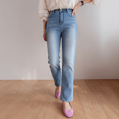 Lendia Fitness Tread Fit 紧身牛仔裤 [尺码：S、M、L、XL]