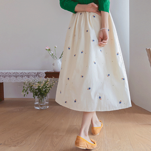 Rosetti Flora 刺绣 A 字裙 [尺码：F(55~66.5)]