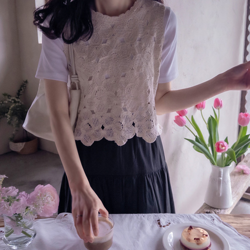 Xenia花手工编织针织衫马甲[尺寸:F(55~66)]