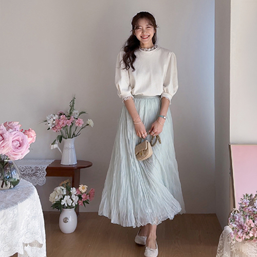 【新品特惠 立减 6,000 韩元】 <FONT color=#5a3954>MADE LIN</font> LOARD 圆点荷叶边短袖T恤 [尺码：F,1]