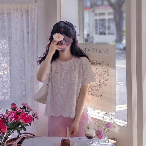 Stacy 可爱花卉刺绣波浪纹亚麻衬衫 [尺码：F(55~66)]