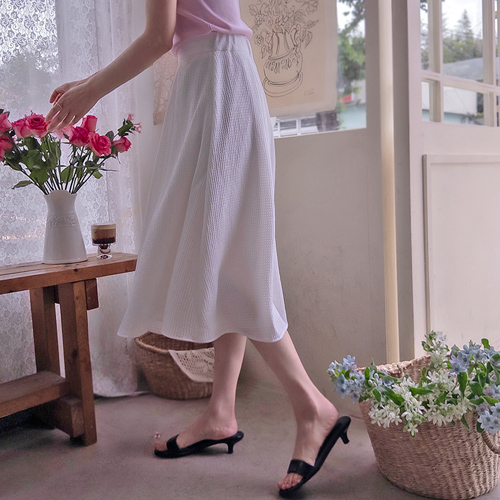 【预购享85折优惠】 <FONT color=#5a3954>MADE LIN</font>清凉透气免烫完美线条半身裙【尺码：F(55~66)】