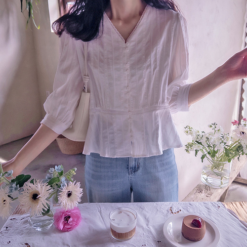 Ann Clinch 精致蕾丝腰身修身女式衬衫 [尺码：F(55~66)]