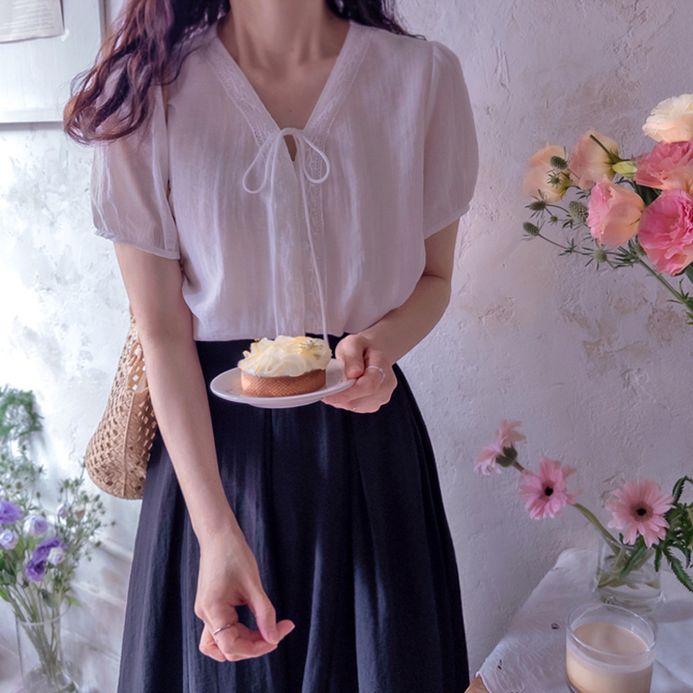 Kroben Sky Lace Lovelyz Siwon 天丝女童上衣 [尺码：F(55~66)]