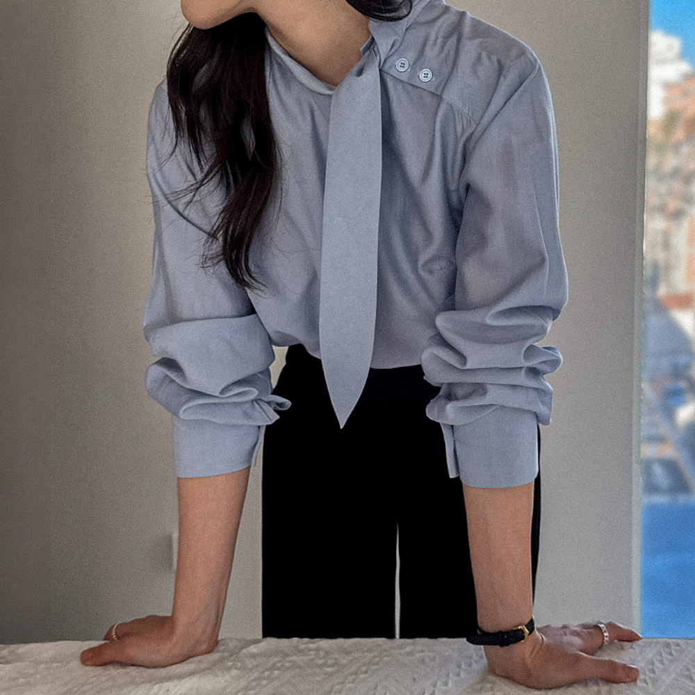 Seraphina 肩部纽扣领带女式衬衫 [尺码：F(55~66)]